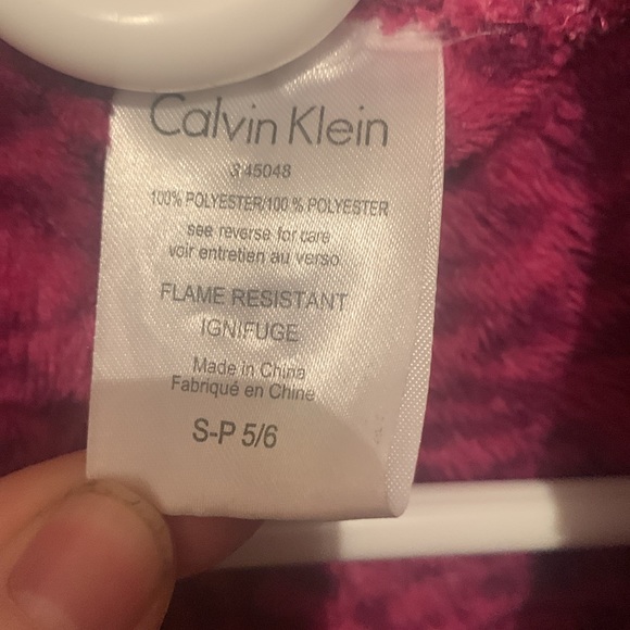 Super Stylish Cute Calvin Klein Fluffy Pink Bath Robe Hoodie SZ Small Girl 🔥 - Picture 3 of 7